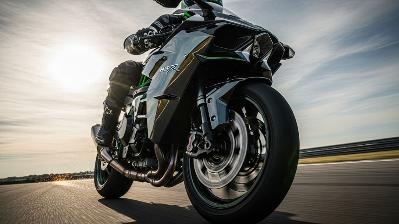 Kawasaki Ninja H2R Price in India 2023: A Beast on Two Wheels 2 The Price Tag That Screams Power