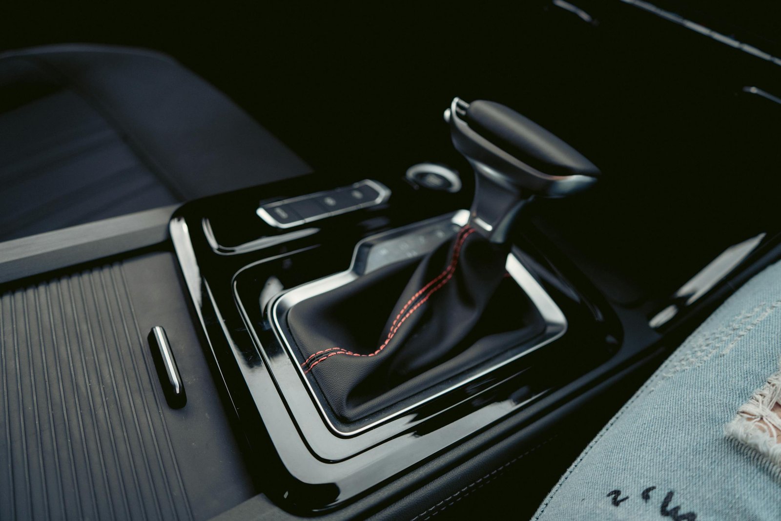 Towing an Automatic Transmission Car: A Complete Guide 1 Automatic Transmission Car