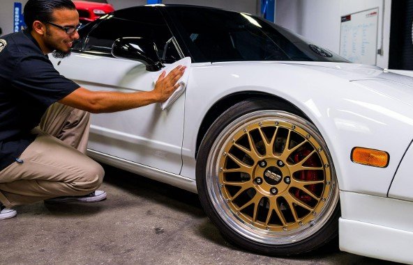 Best Wax for White Cars: Shine, Protect, and Preserve Your Paint 5 Best Wax for White Cars