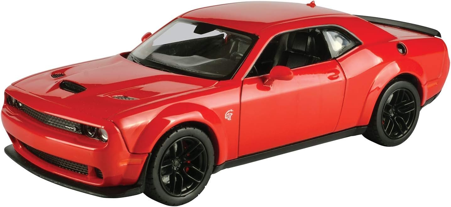 MotorMax 1:24 Scale 2018 Dodge Challenger SRT Hellcat Widebody Red Die
